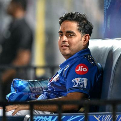 The former Pakistan Captain Sparks Disputation with a sexist remark on Mumbai Indians owner